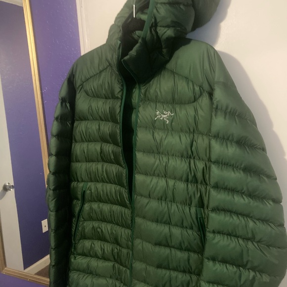 Arc'teryx Forest Green Insulated Jacket - Picture 3 of 3